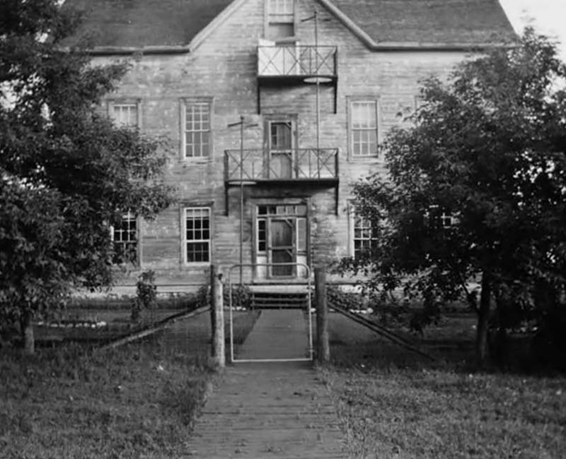 Building at lac la Biche